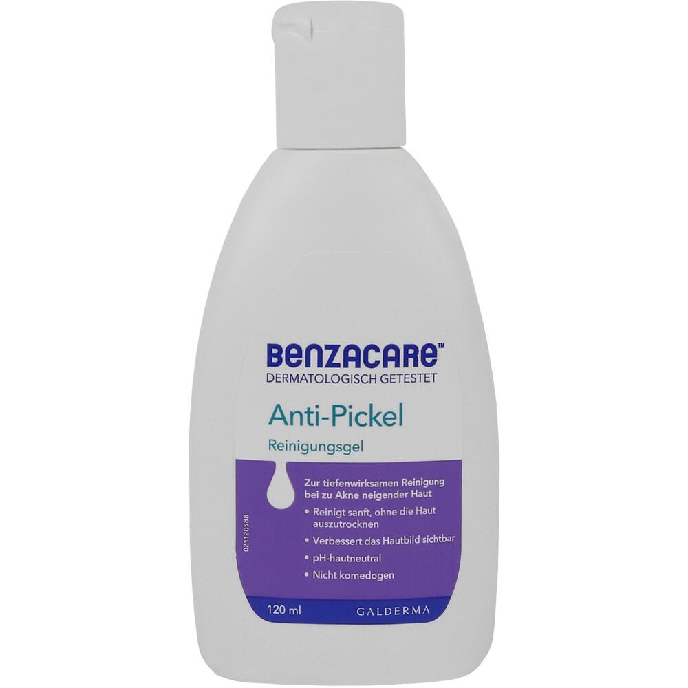 Eine Flasche Reinigungs-Gel gegen Pickel mit der Aufschrift "BENZACARE".